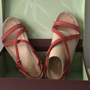 ❗️2 for 30❗️Jambu Red Sandals